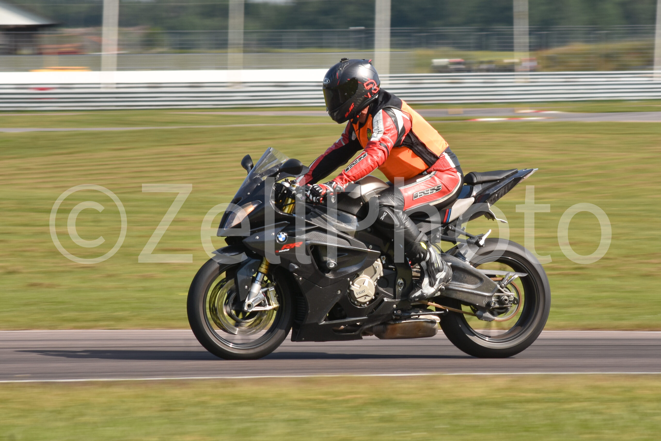 https://zellphoto.se/produkt/9409/