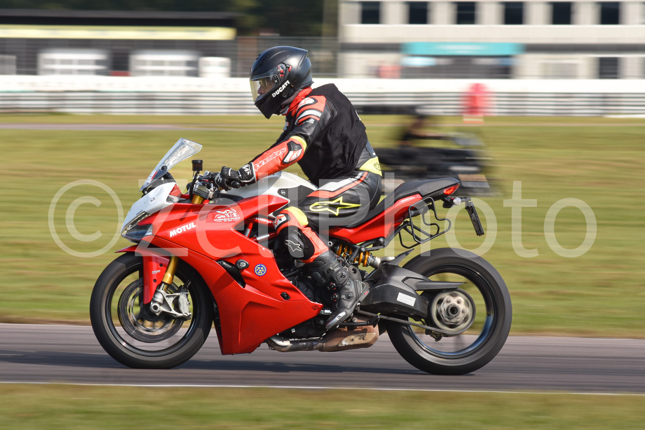 https://zellphoto.se/produkt/9436/