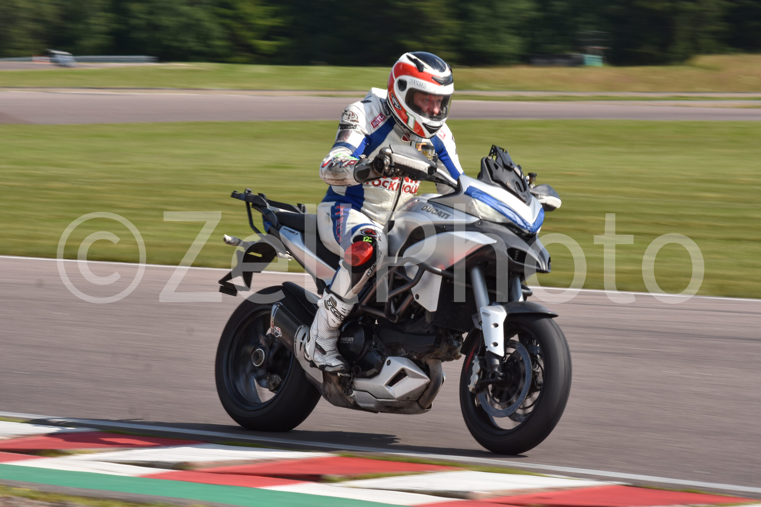 https://zellphoto.se/produkt/2239/