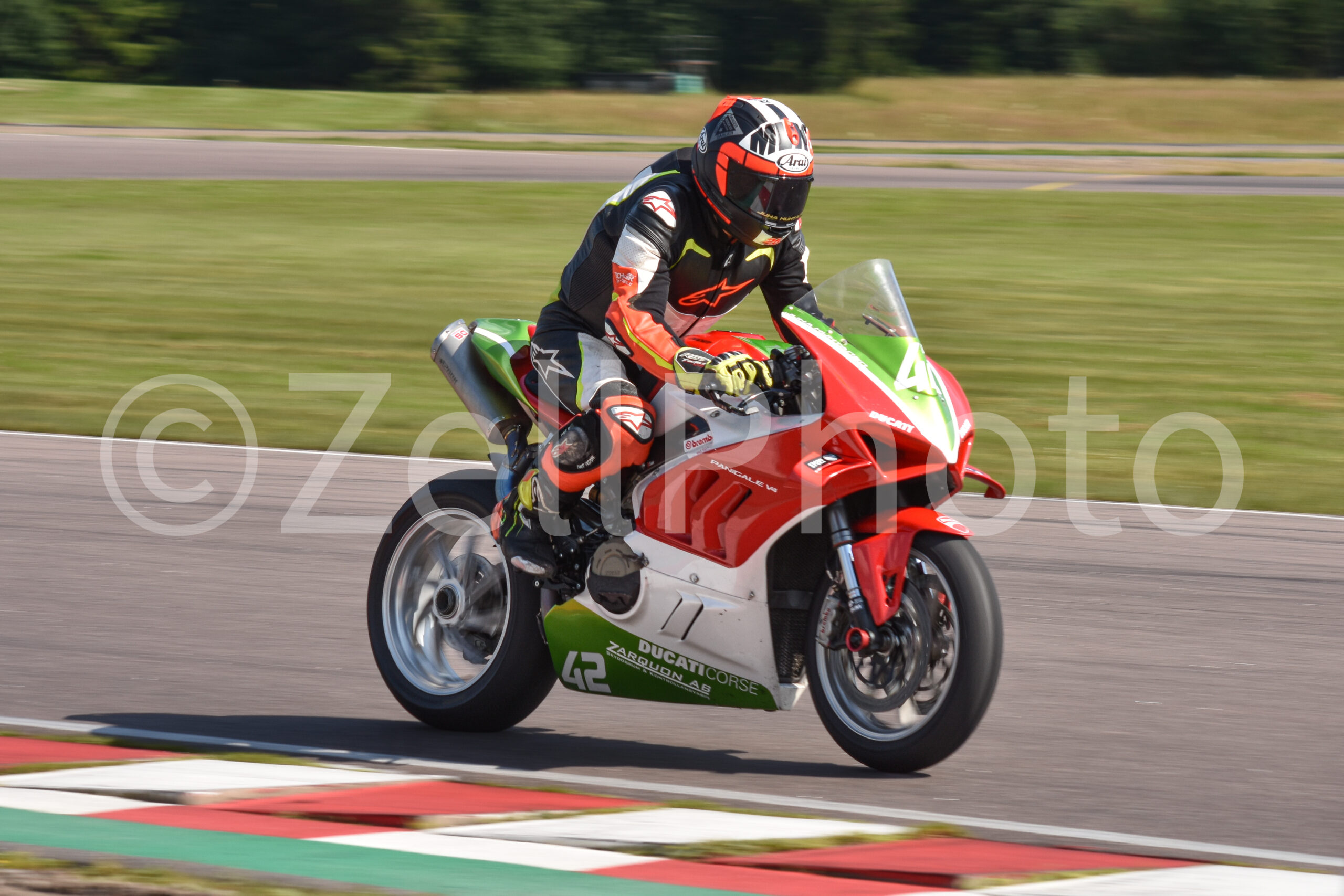 https://zellphoto.se/produkt/2819/