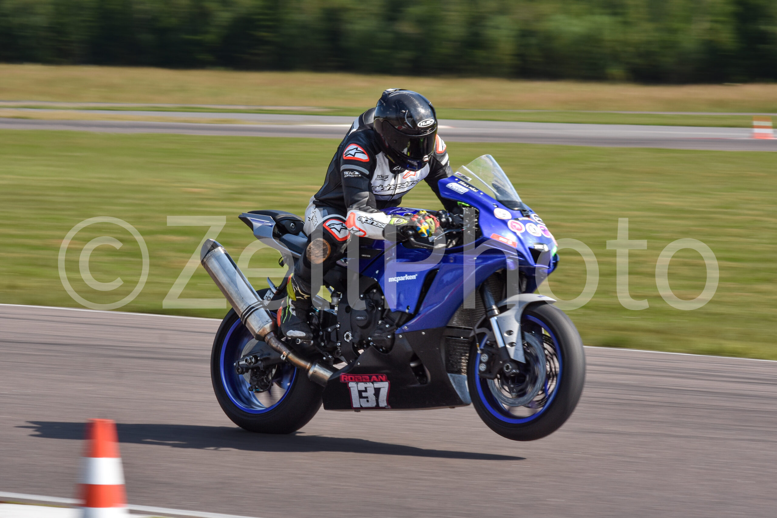 https://zellphoto.se/produkt/2926/