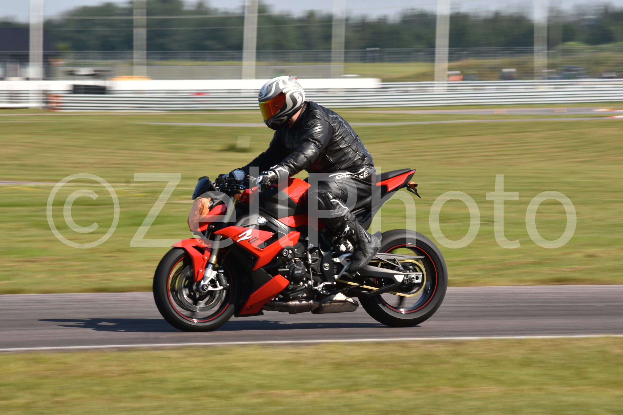 https://zellphoto.se/produkt/9795/